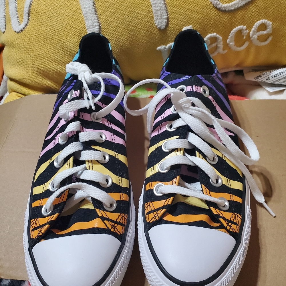 Concerve All Star Sneakers Zebra or Animal Stripe Size 9 NWOT